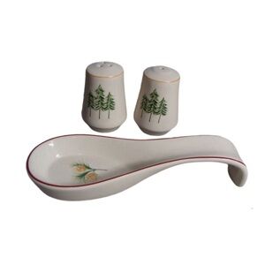 Vintage Merry Brite Holiday Home Collection Salt & Pepper Shakers & Spoon Rest